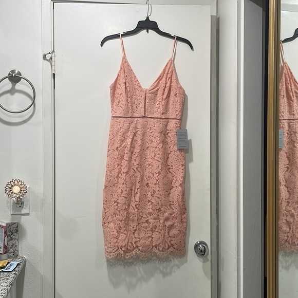 1 ASTR V-neck sheath dresses size S - Picture 3 of 3